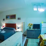 Sunflower Apartment Via San Martino Siena